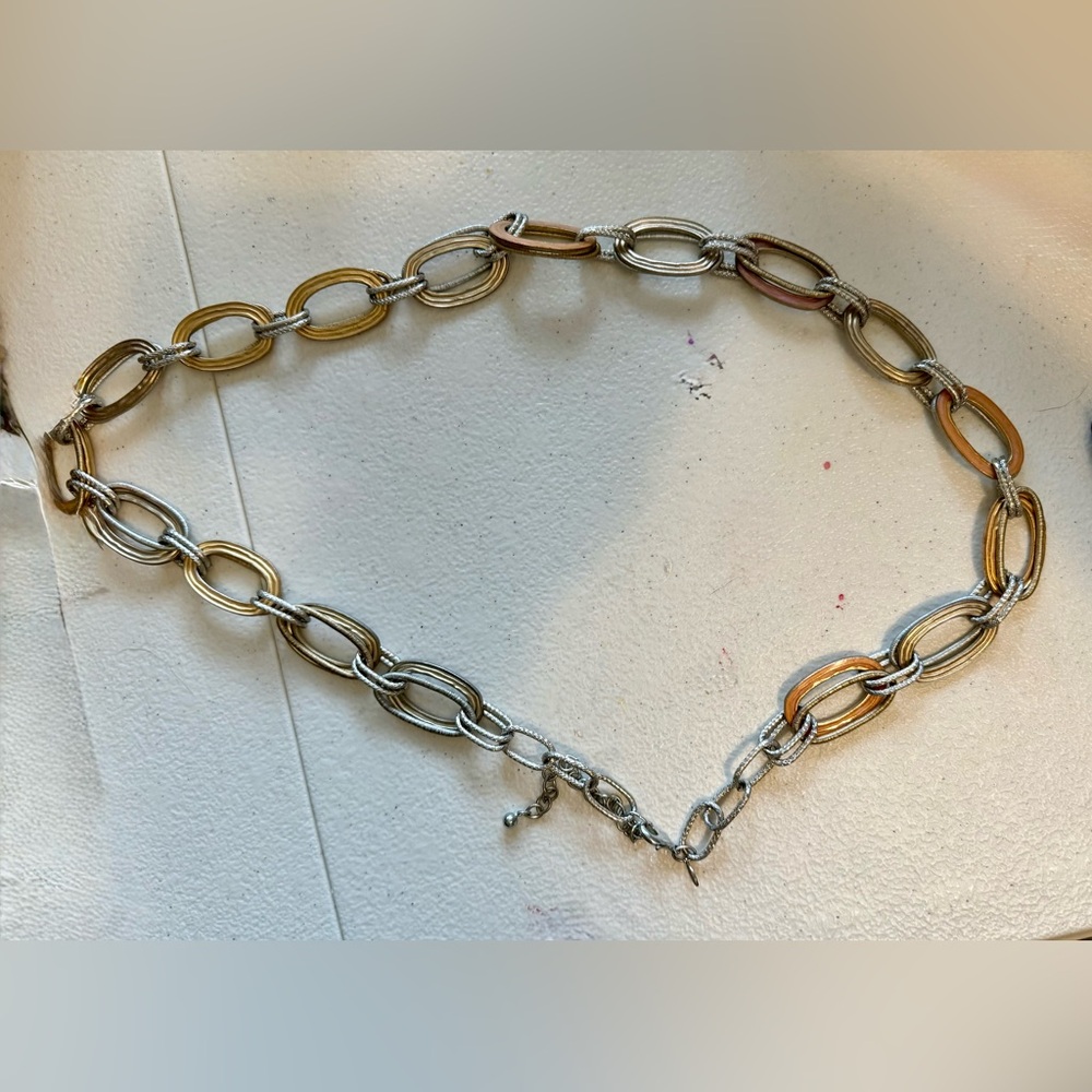Chico’s Silver Chain belt